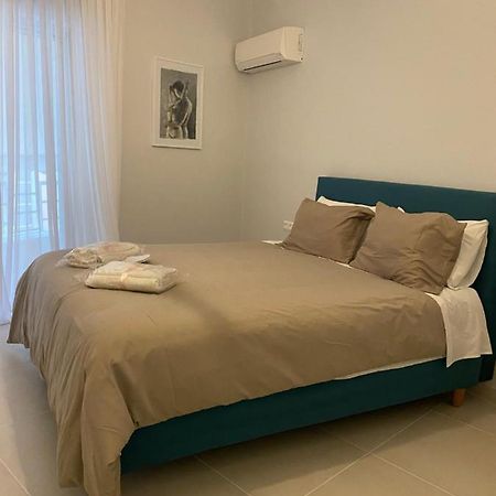 Modern Living In Markopoulo Center Markópoulon Екстериор снимка
