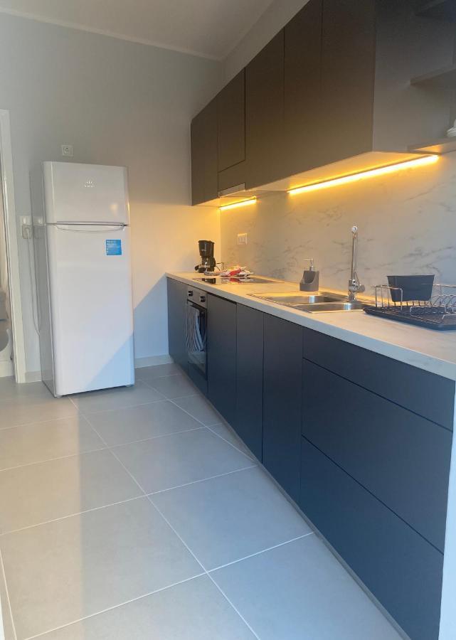 Modern Living In Markopoulo Center Markópoulon Екстериор снимка